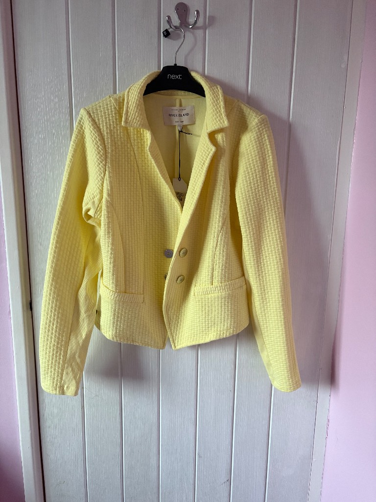 River Island Yellow Textured Blazer -nwt, small mark to back