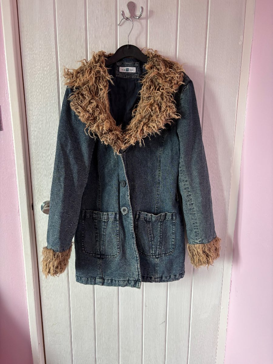 Vintage Denim Jacket with Faux Fur Trim – Size 12 – Very Good Condition