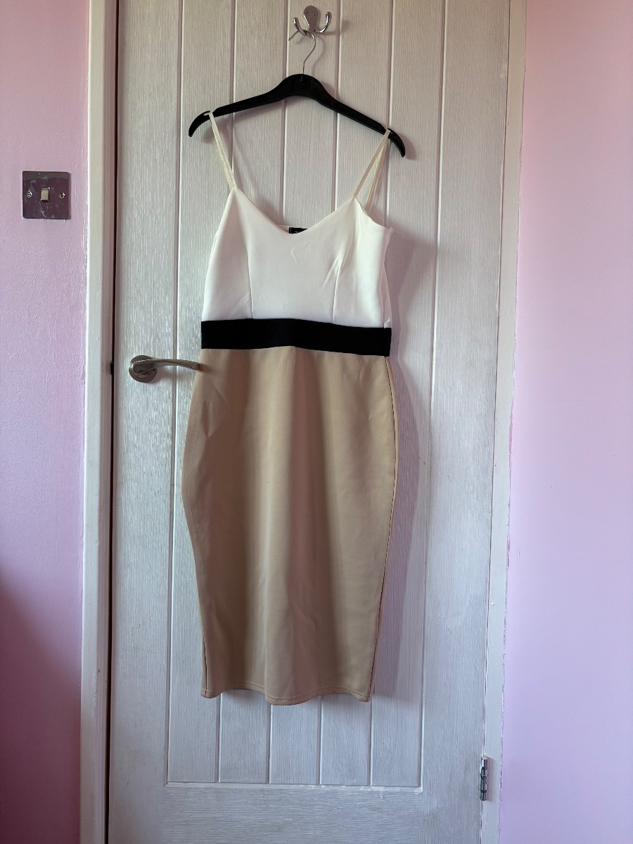 New Look Colour Block Midi Dress Nwt Small Mark To Inside Of Dress Size 14