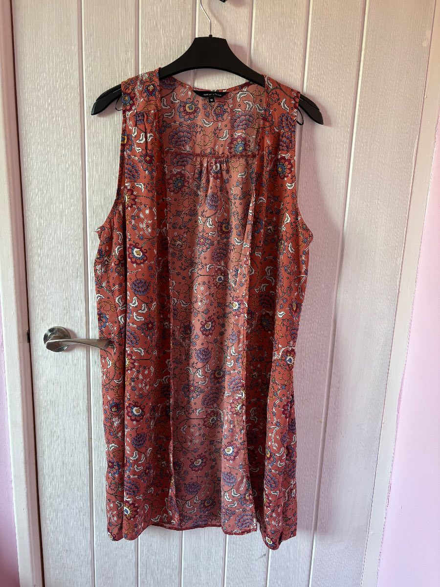 New Look coral  longline Paisley Waistcoat