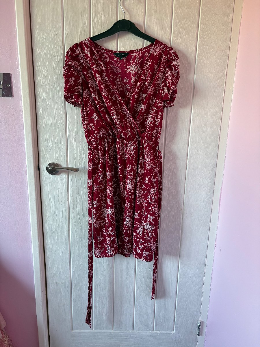 New Look Floral Dress Size 10 (NWOT) Summer Dress Short Sleeve