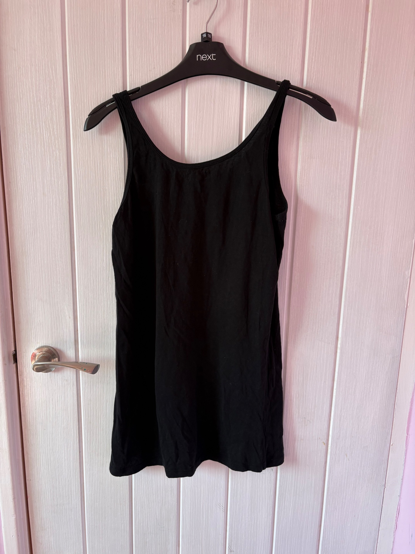 New look black sleeveless top