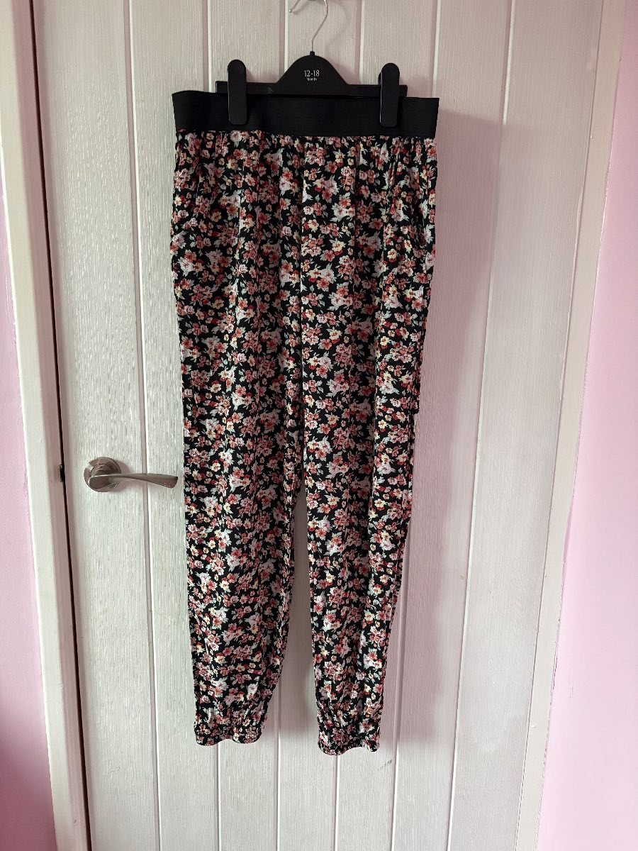 Select Black Floral summer Trousers