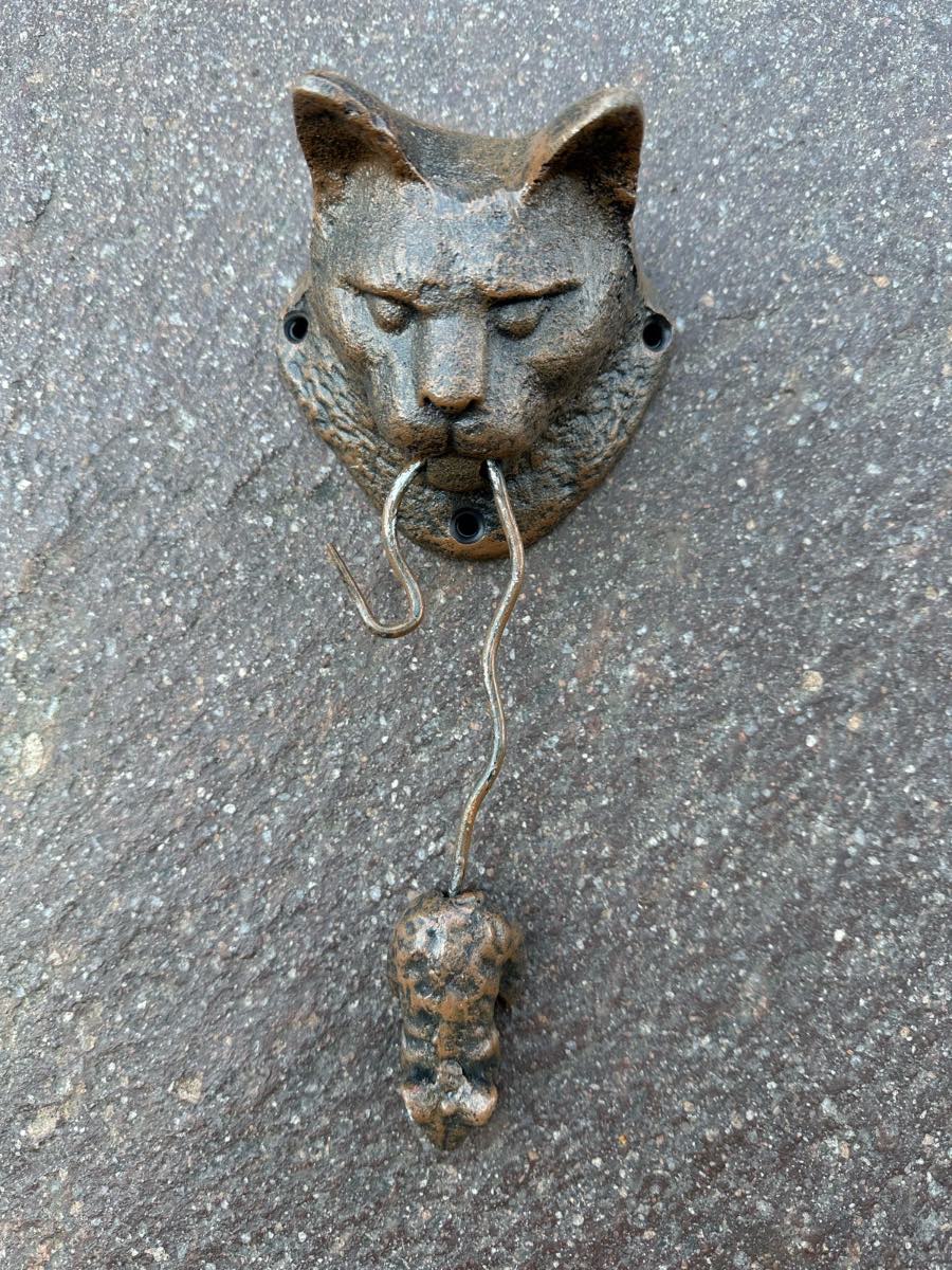 Cat and mouse cast iron door knocker