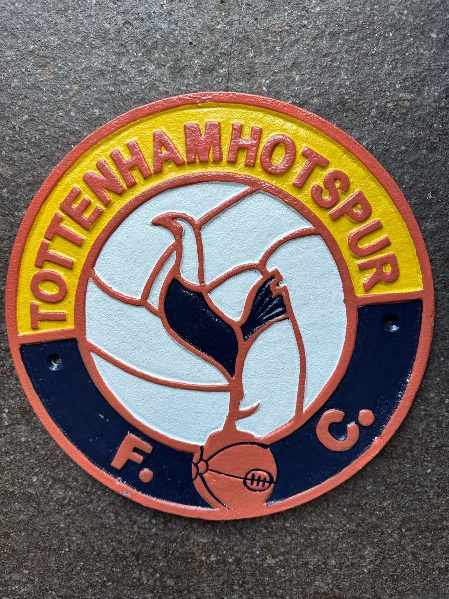 Tottenham cast iron sign