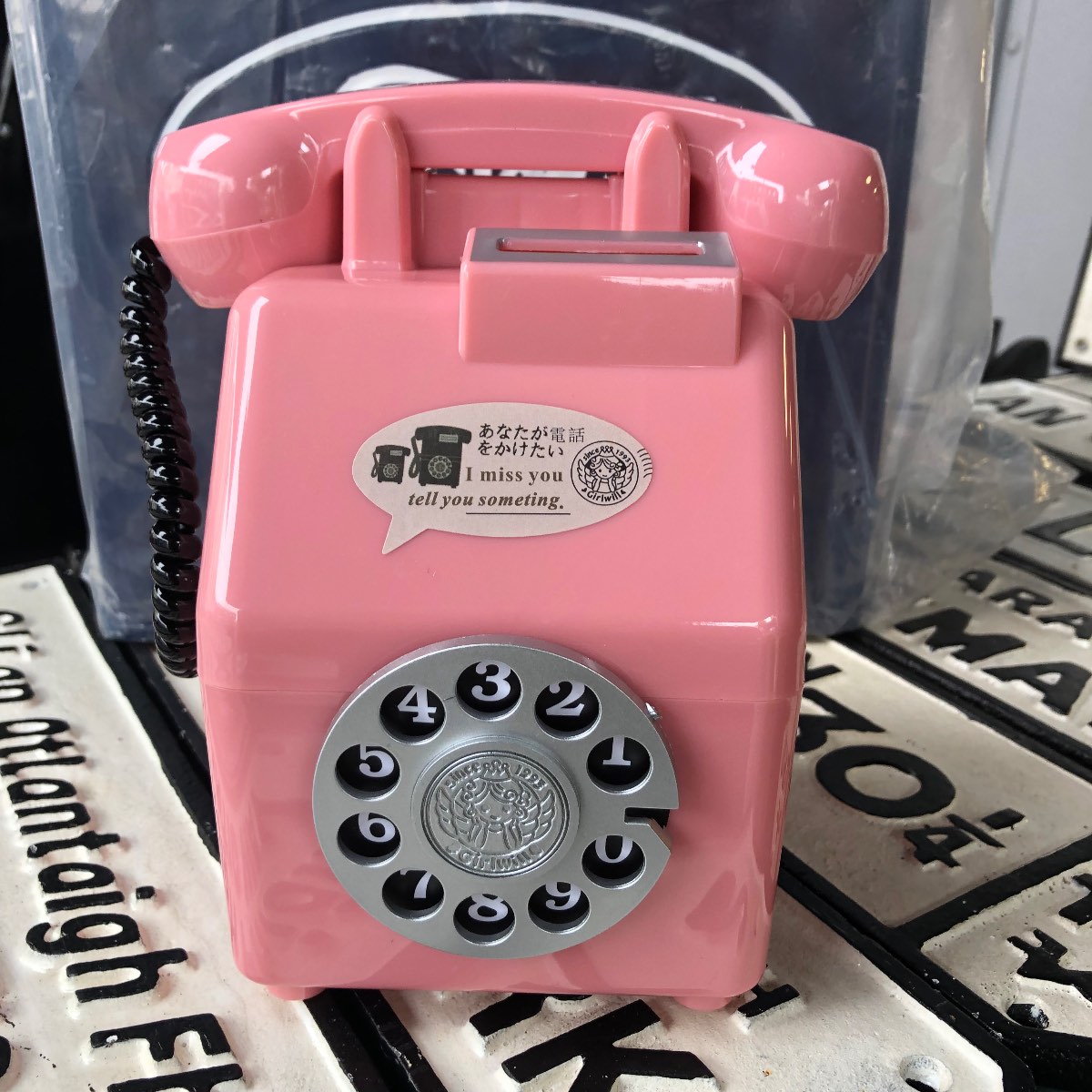 Pink old fashion style money box