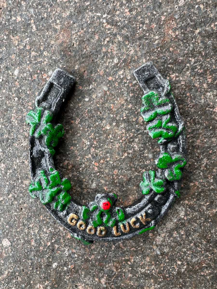 Horse shoe good luck cast iron