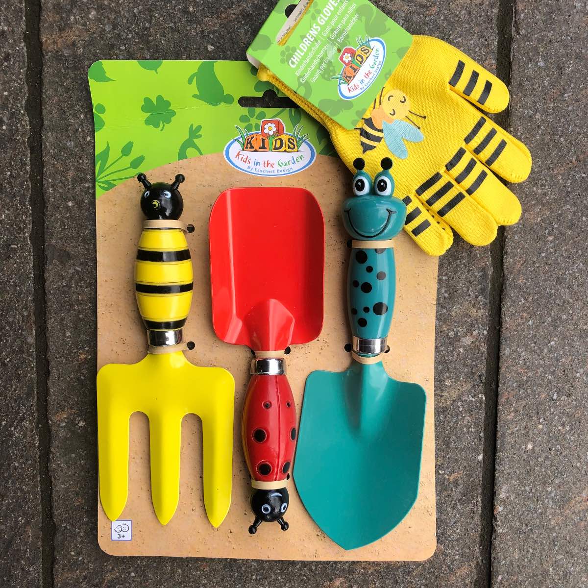 Kids garden helper set perfect for grandchildren