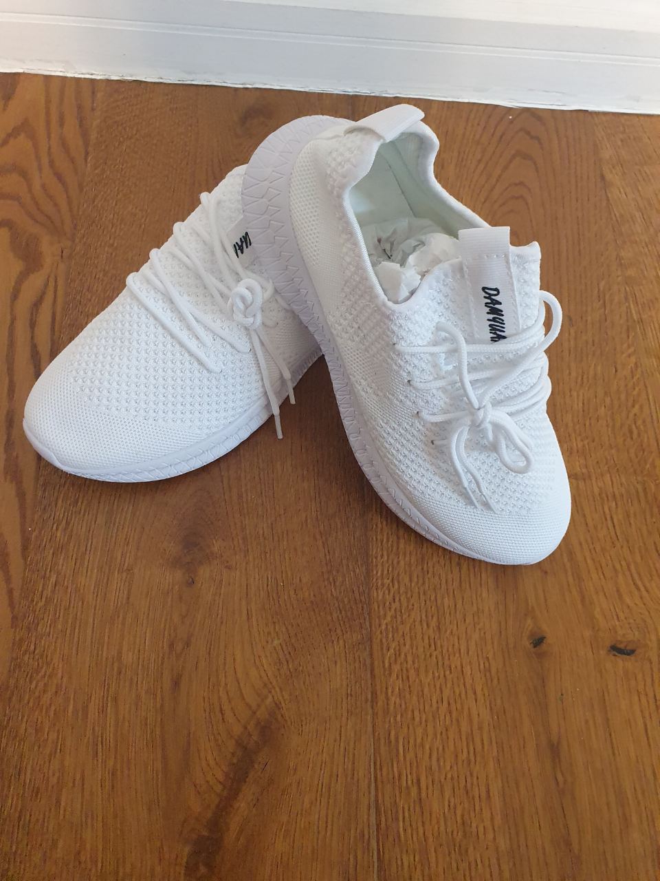 White Knit Trainers Size 39EU / 6 UK Lightweight Casual Running Shoes