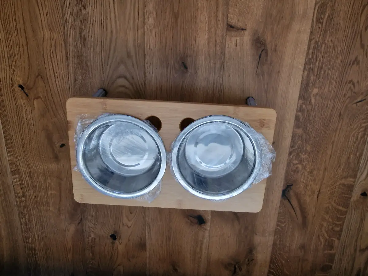 Stainless Steel Dog Bowls stand