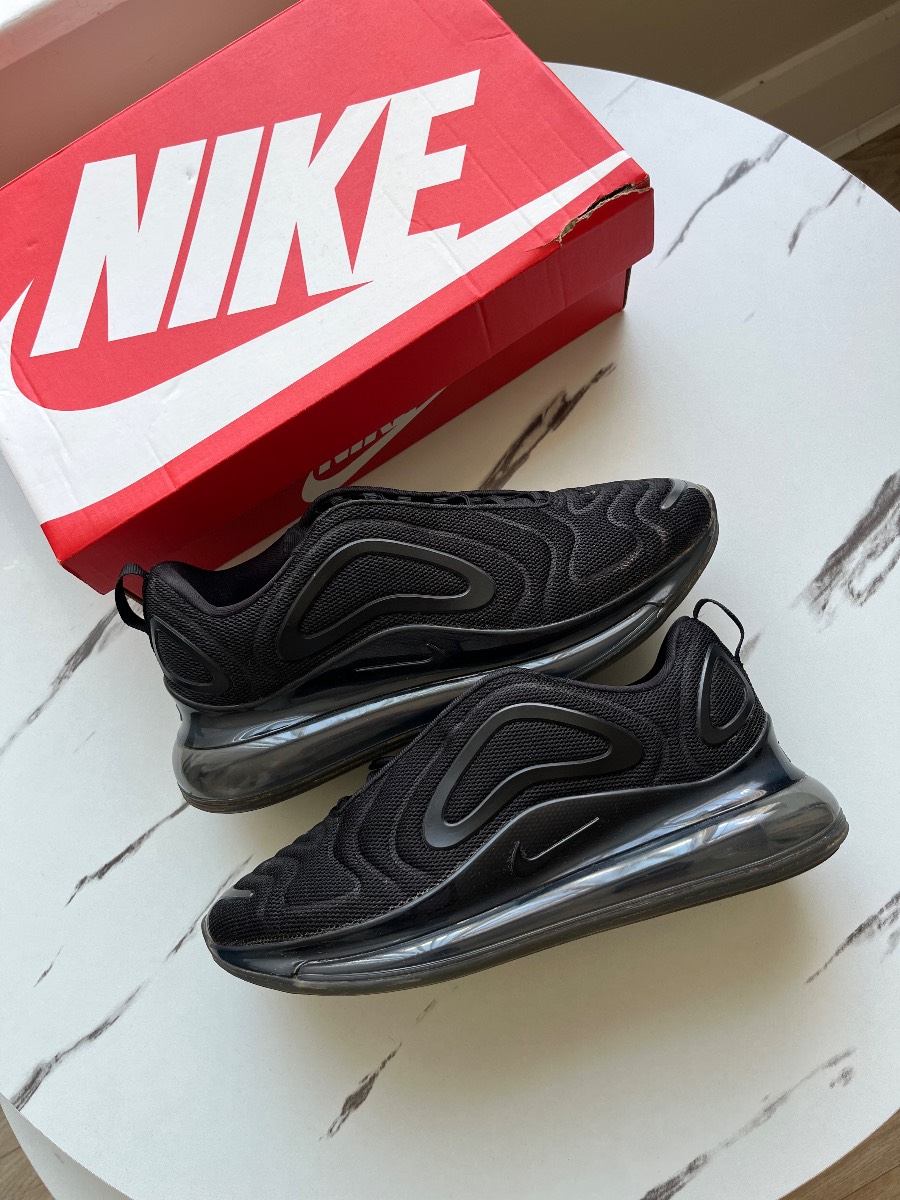 Nike Air Max 720 Black With Box Very Good Condition