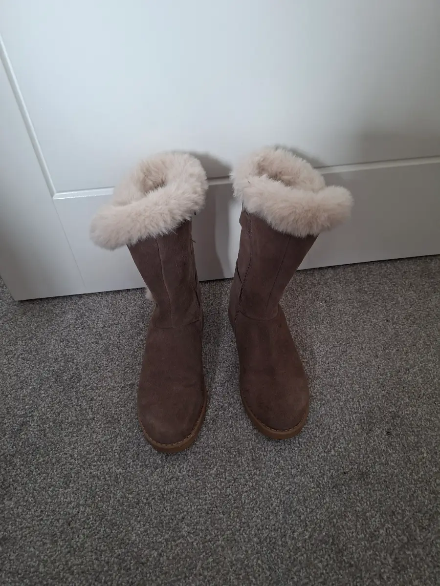 Winter boots