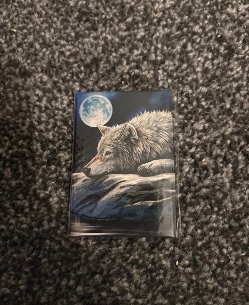 Wolf Magnet (Lying Down)