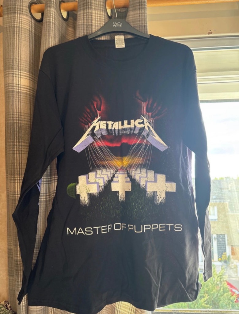 Metallica Long Sleeved Band Top