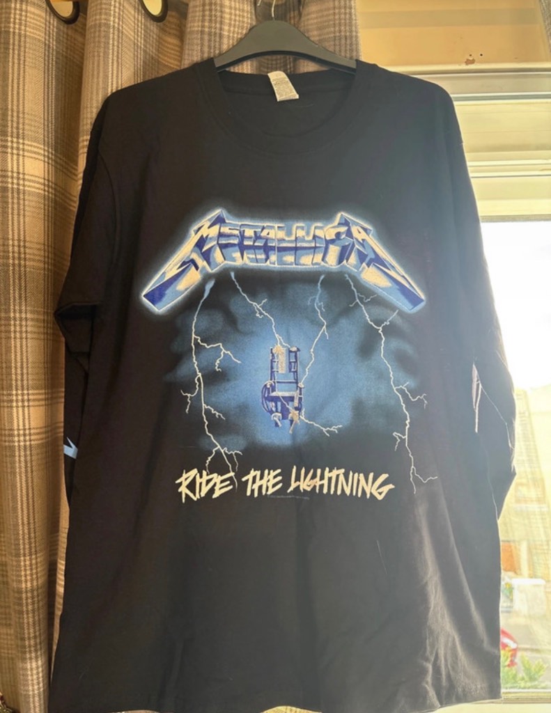 Metallica Long Sleeved Top