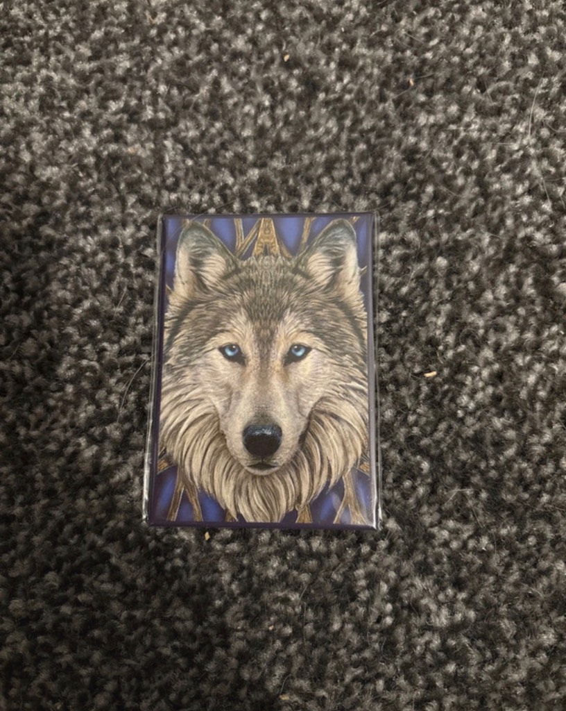 Wolf Magnet