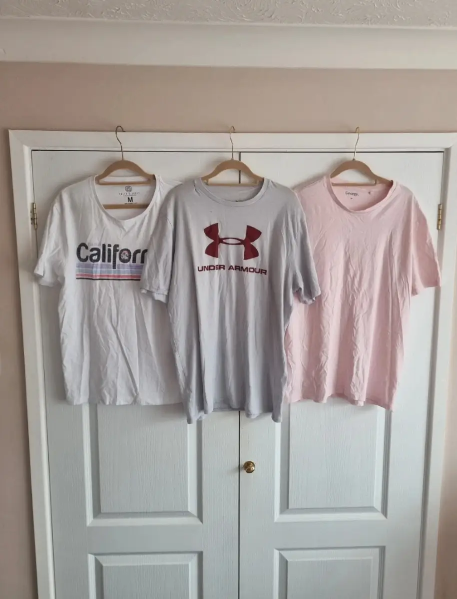 Men's clothing bundle *read description*