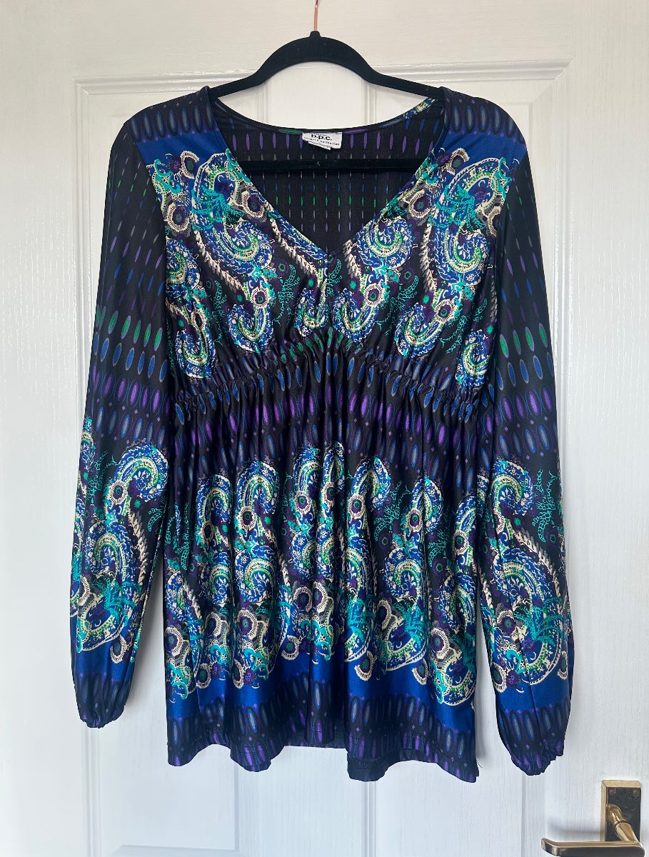 b.p.c Babydoll V-neck Top
