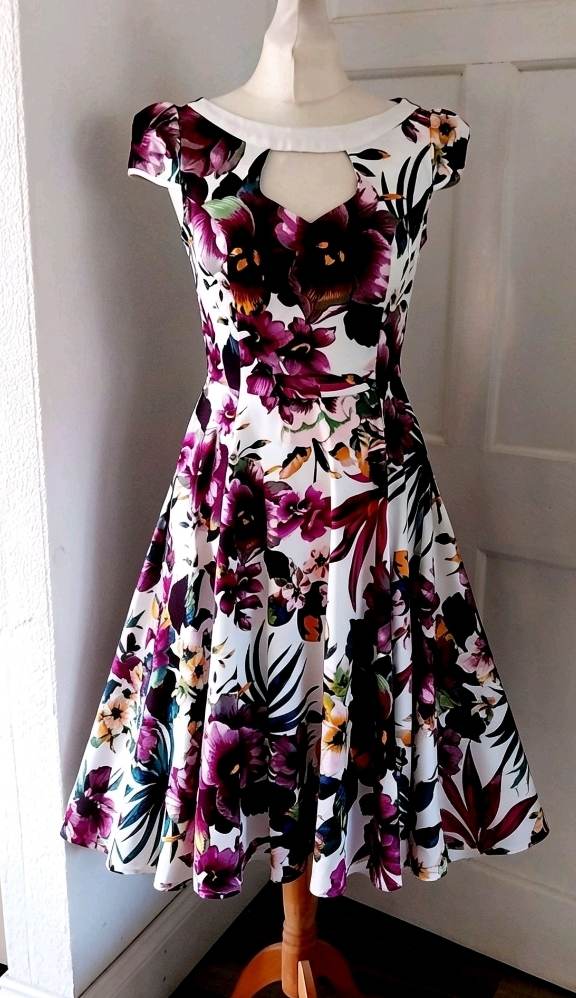 Hearts & Roses purple white git & flare swing vintage stule 60s dress sz 12