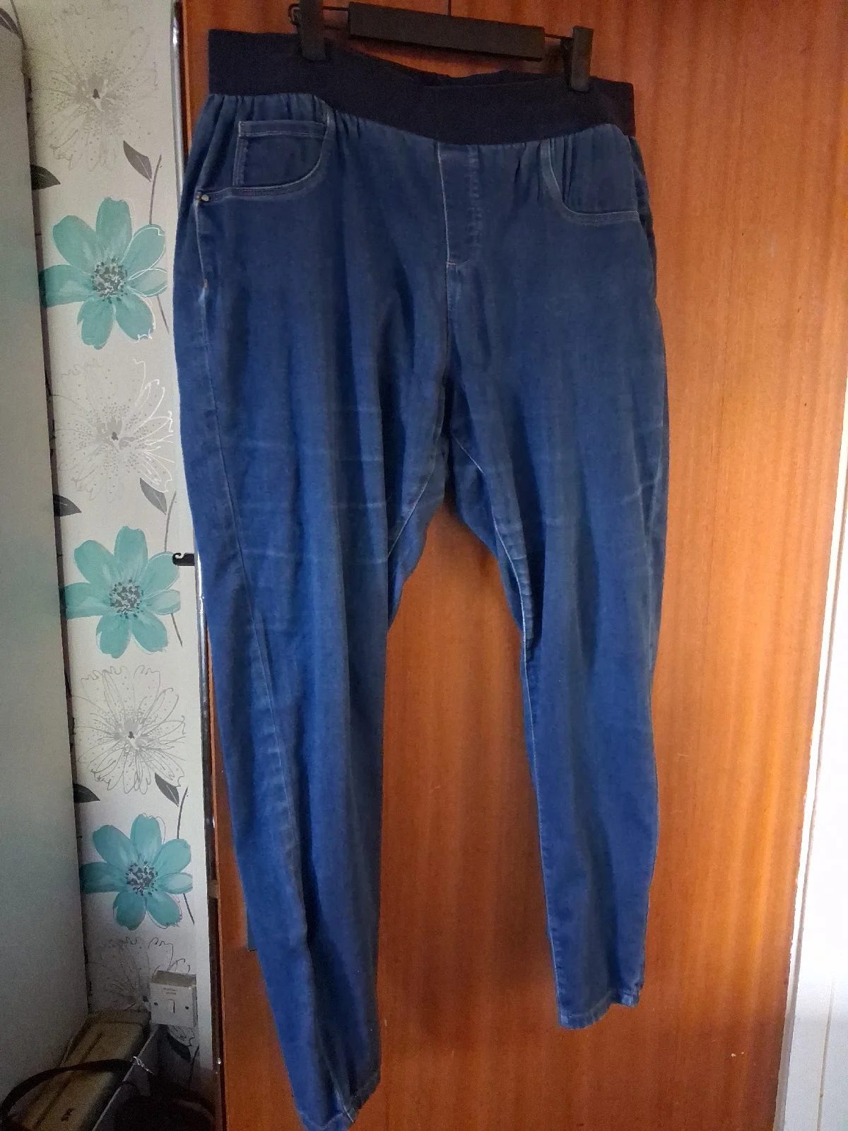 Ladies jeggings size 18