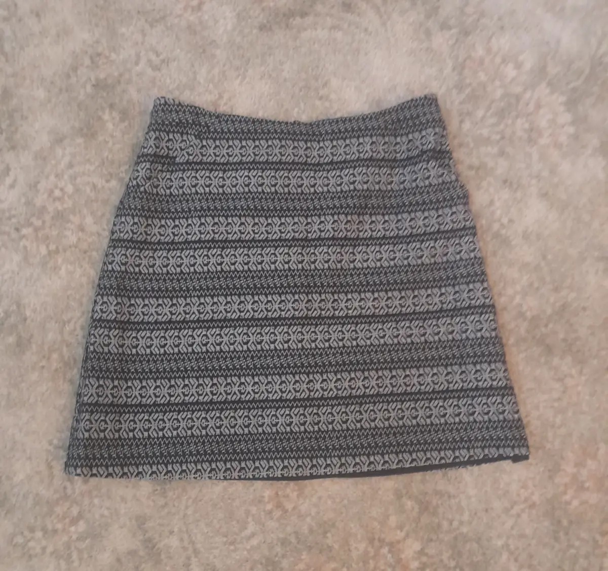 Oasis Women's Geometric Pattern Skirt Size 14