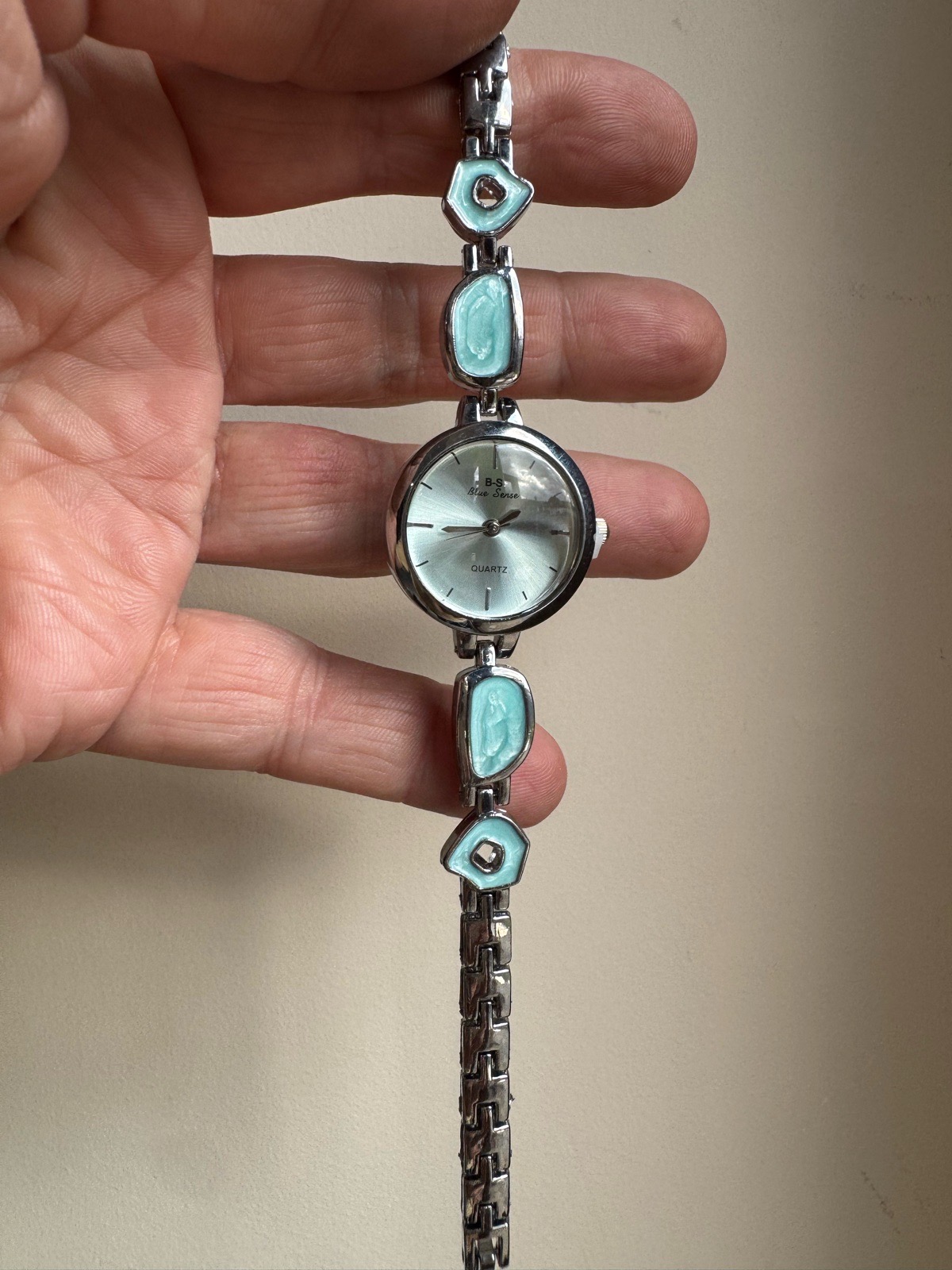 Beautiful wrist watch with turquoise details