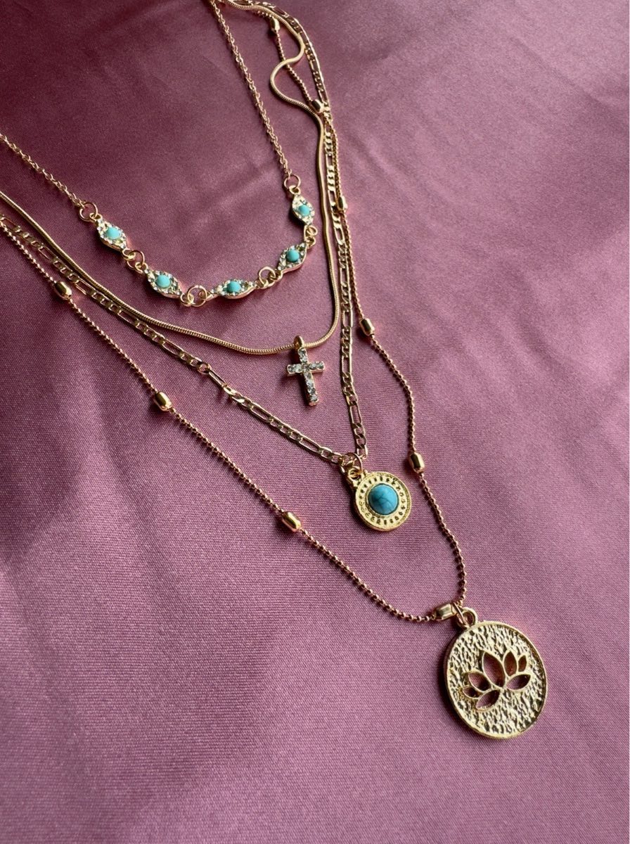 Beautiful multi layered necklace with central pendant