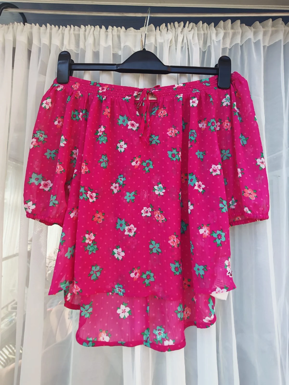 Hollister California Pink Floral Sheer Blouse Top Size S