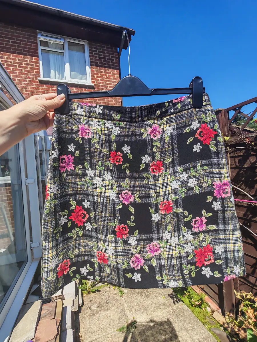 Topshop Women's Floral Check Mini Skirt UK 14 Black Pink Tartan Plaid