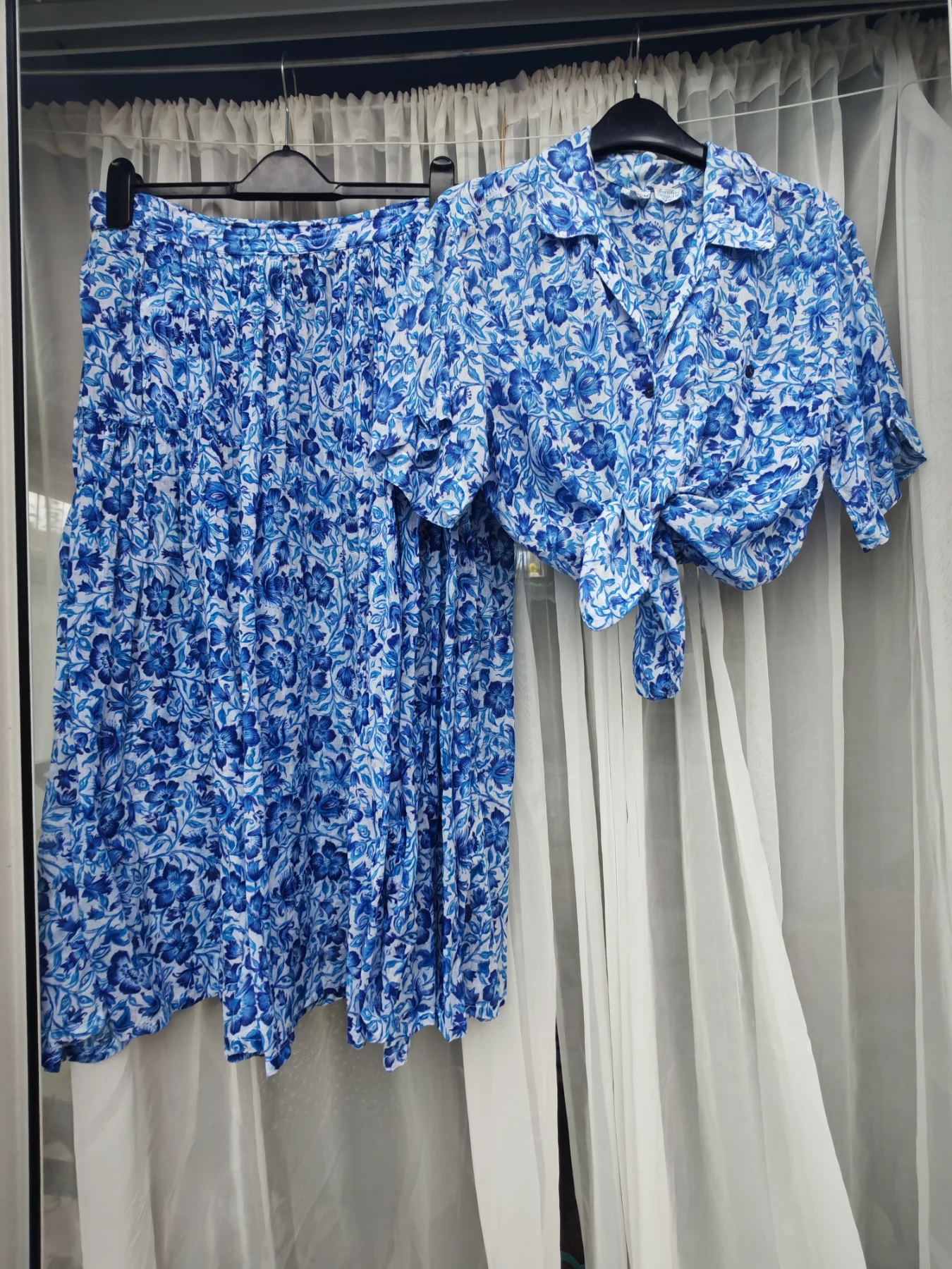 Adini Blue Floral Print Co-Ord Set Shirt & Skirt Size M