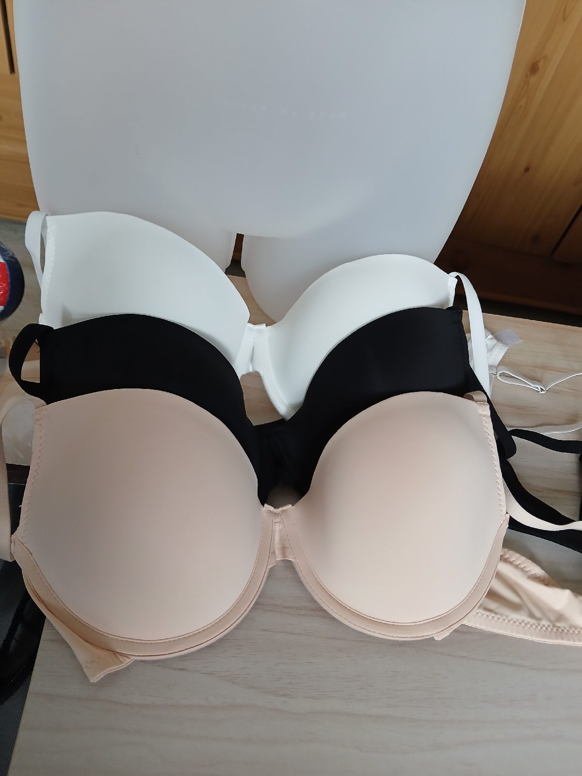 3 x bra 38B