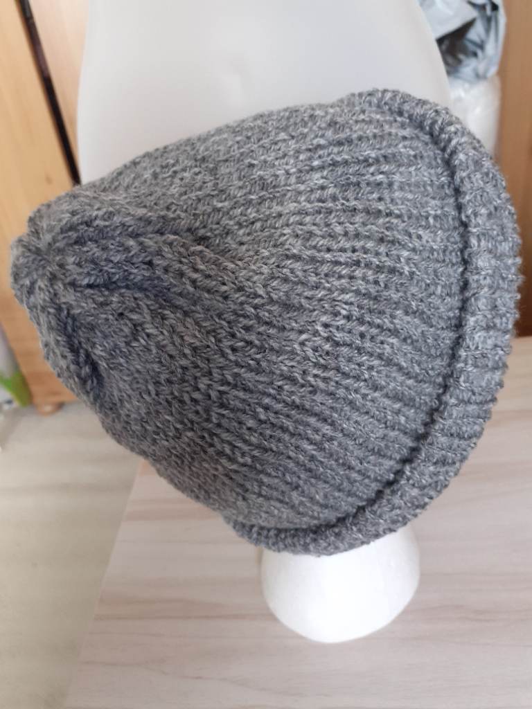 Beanie hat grey
