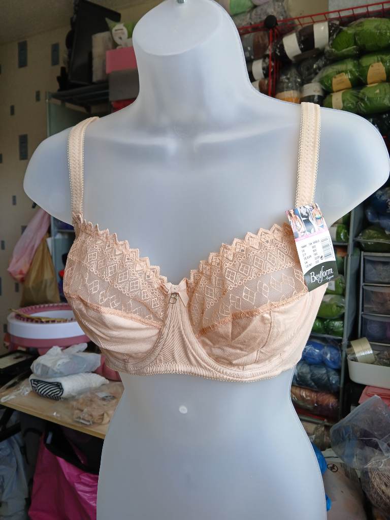bra 32DD