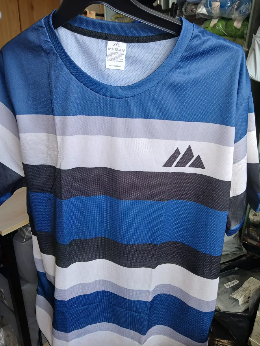 T shirt ,