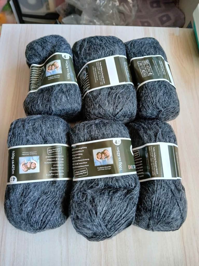 6 x grey mohair