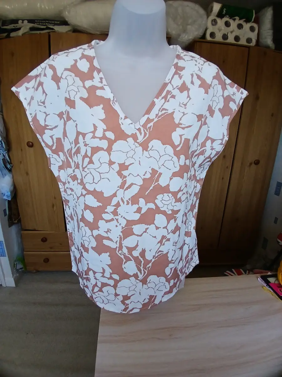 Floral top 1