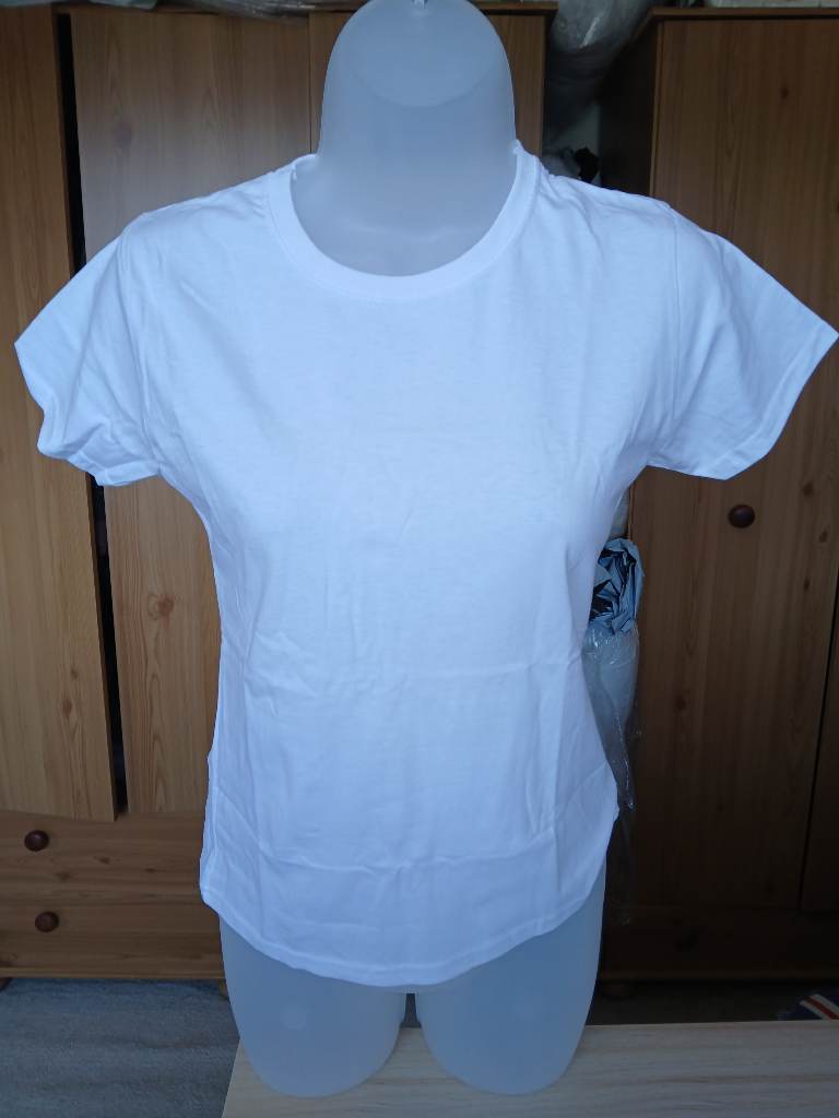 White t shirt