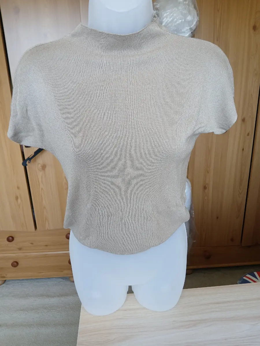 Top short sleeves
