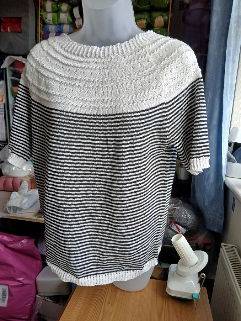 Top nwt