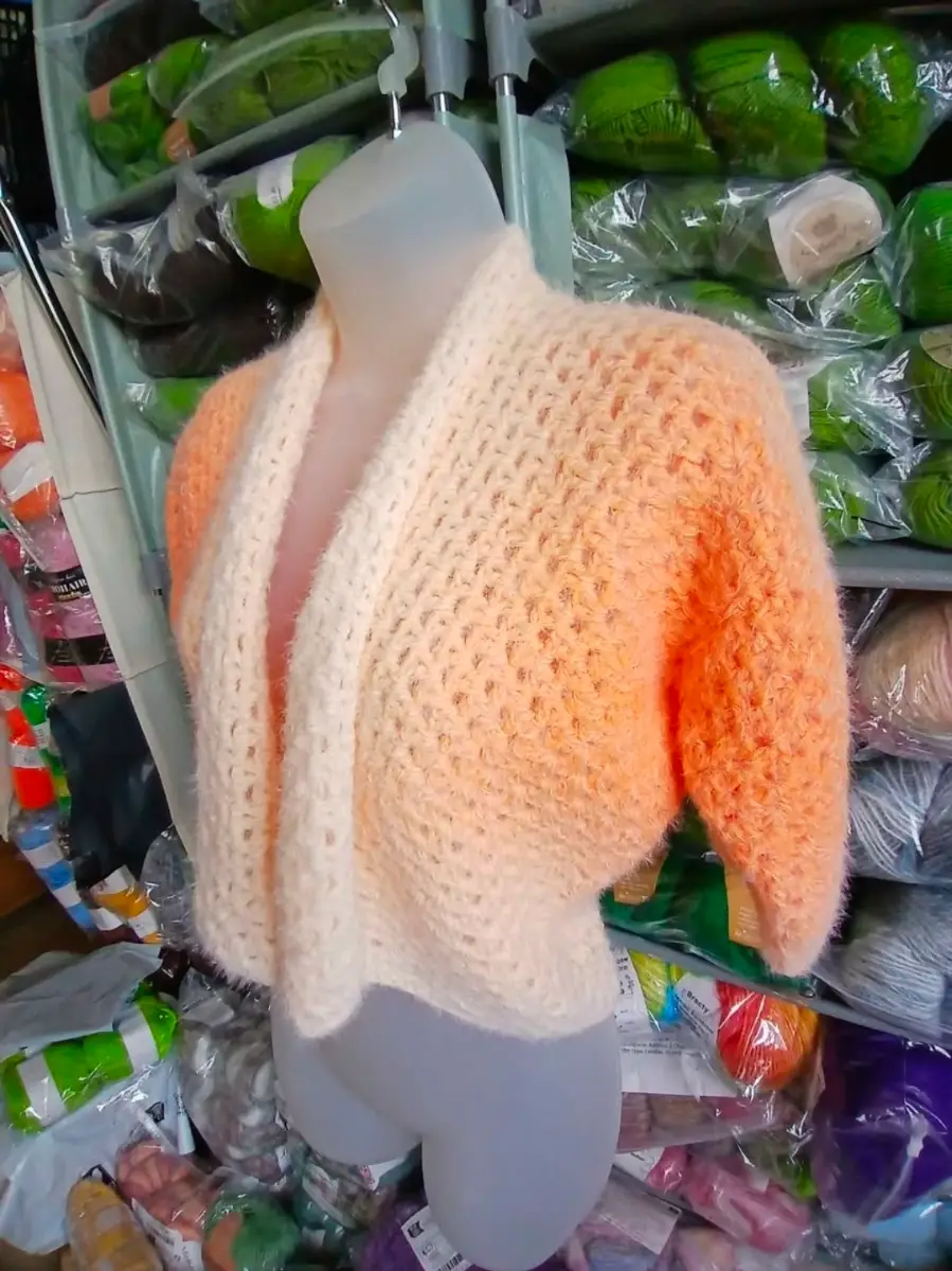 Crochet cardigan hexagon