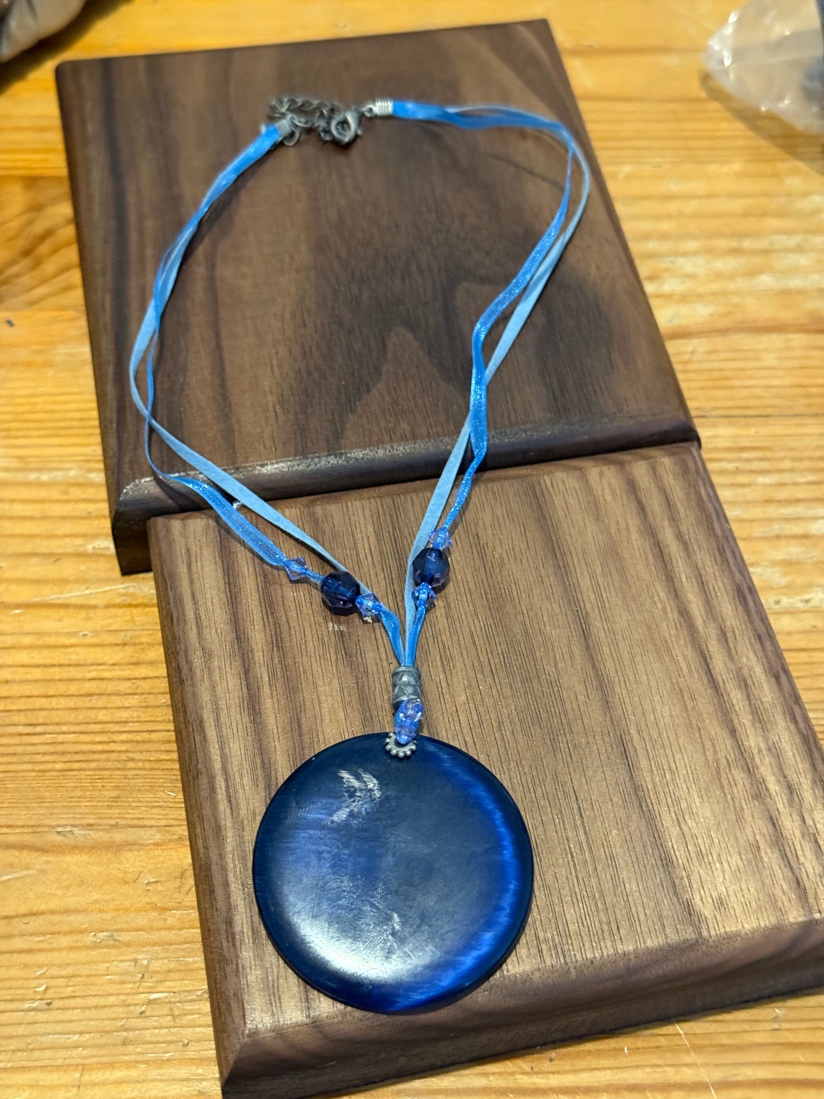 blue pendant beaded ribbon necklace