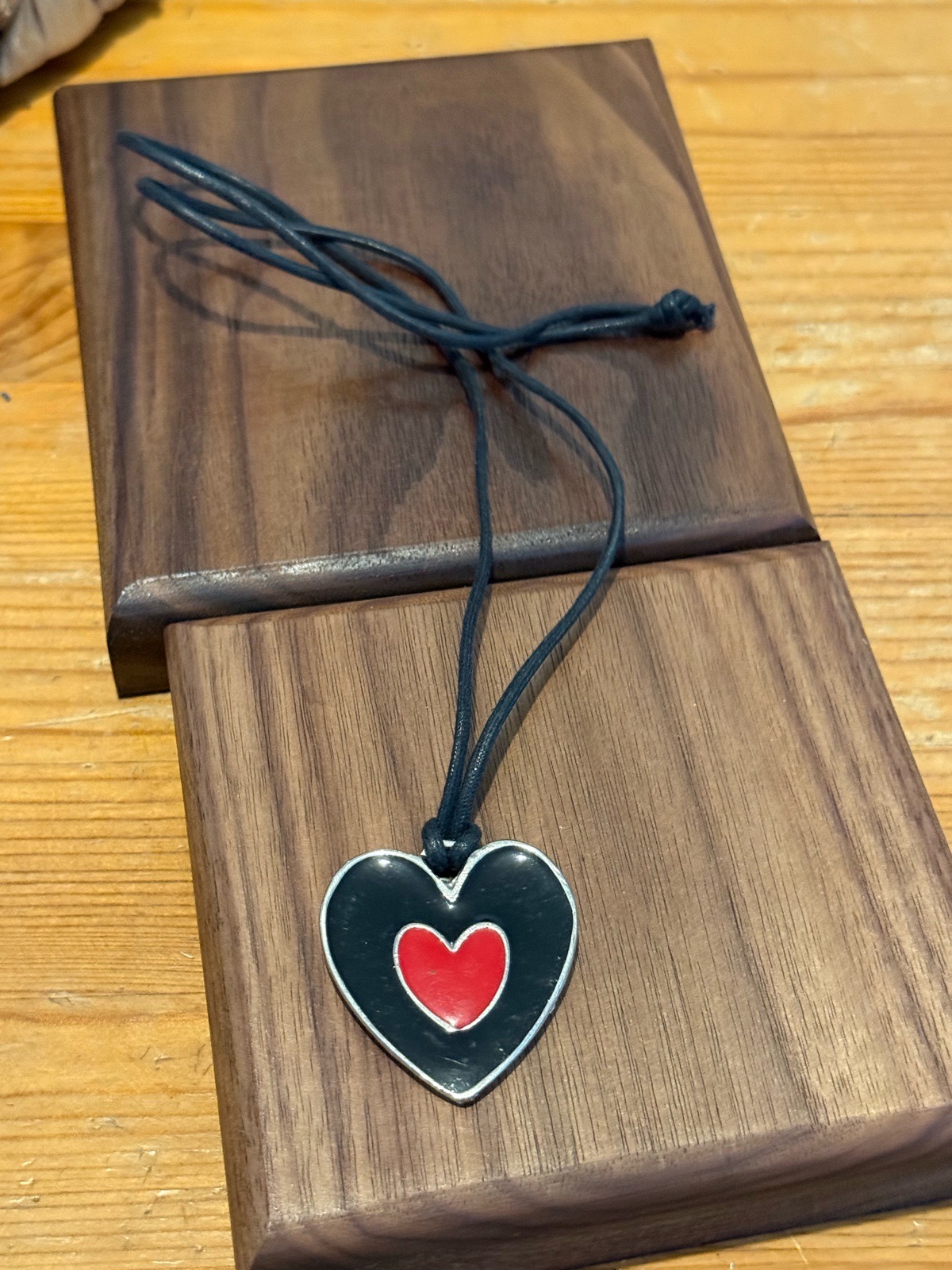 enamel black/ red heart cord necklace
