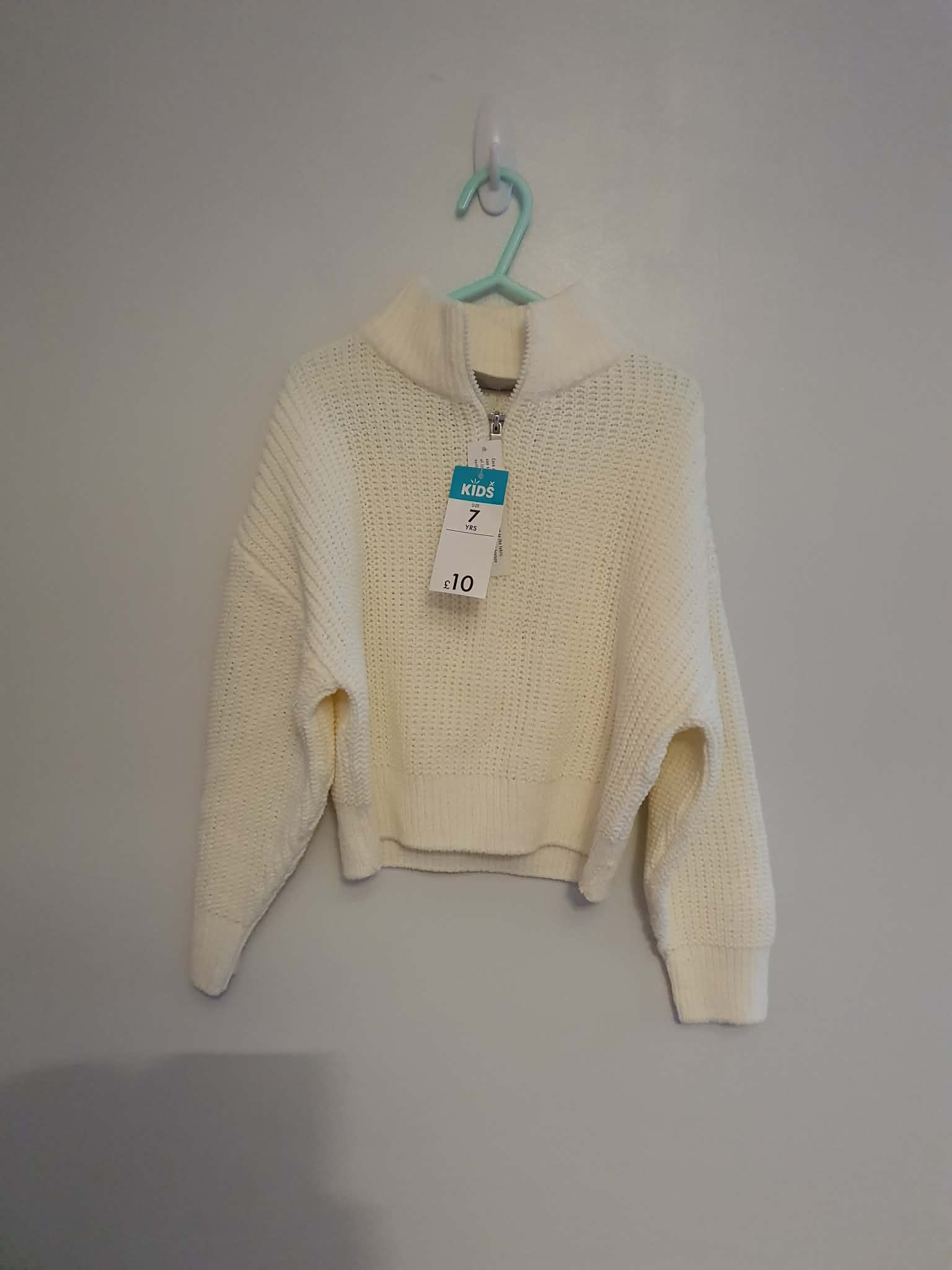 New with tags Girls jumper