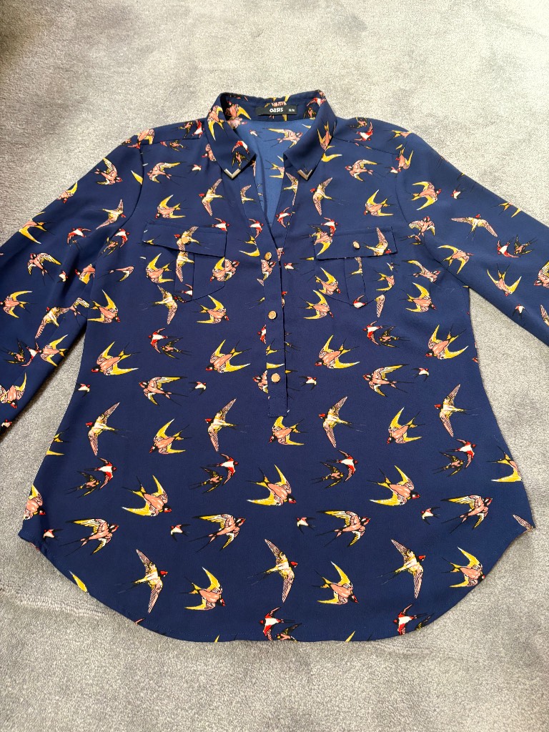 Oasis Women’s Navy Bird Print Shirt Blouse Size 10 NEW