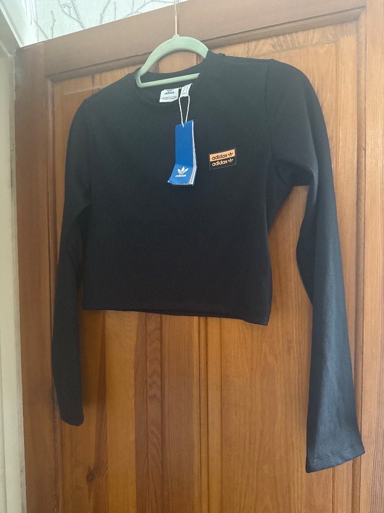 Adidas long sleeve cropped tee