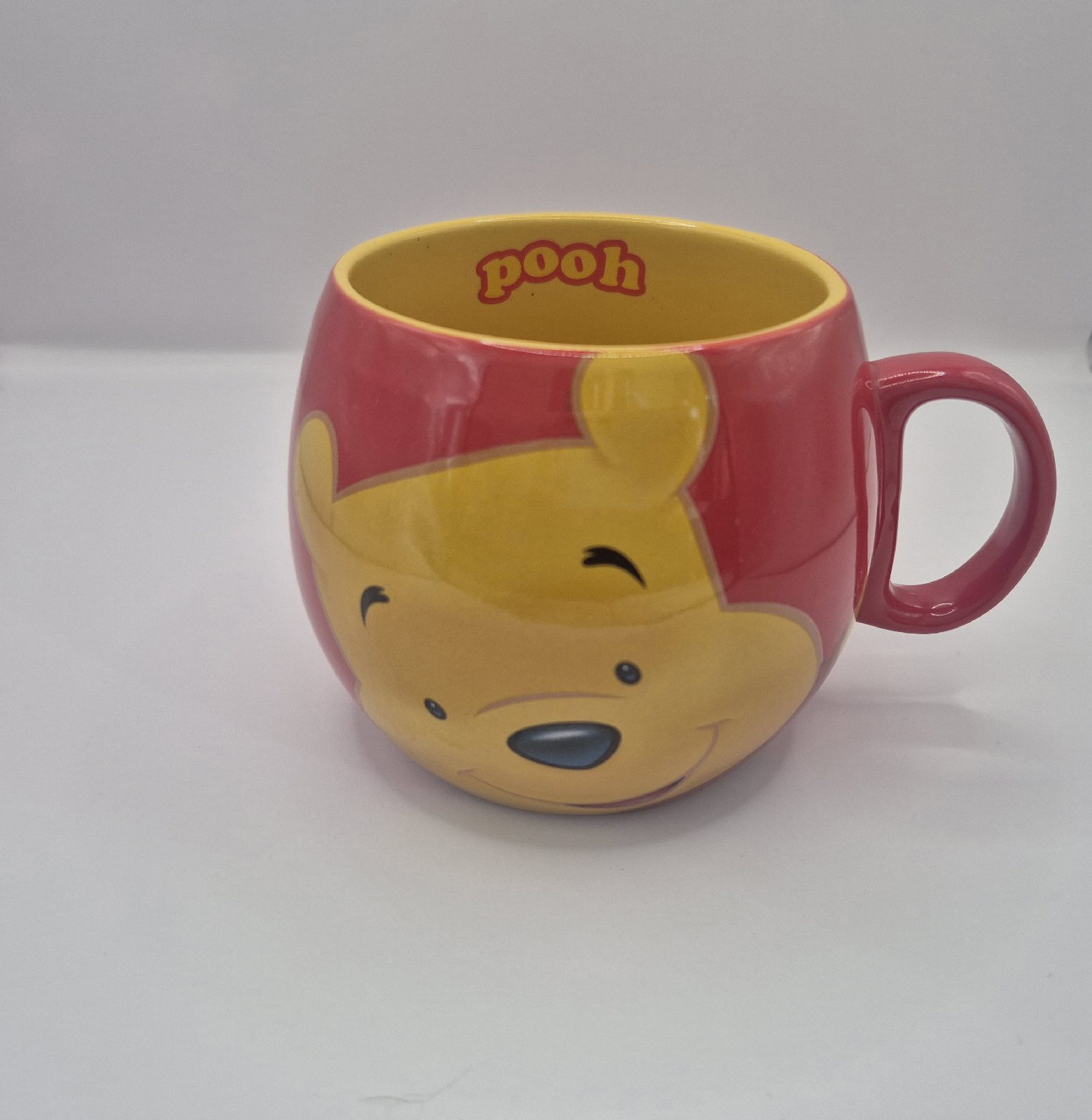 Disney Winnie The Pooh Mug Large Barrel Coffee Red & Yellow Tea Ceramic Cup