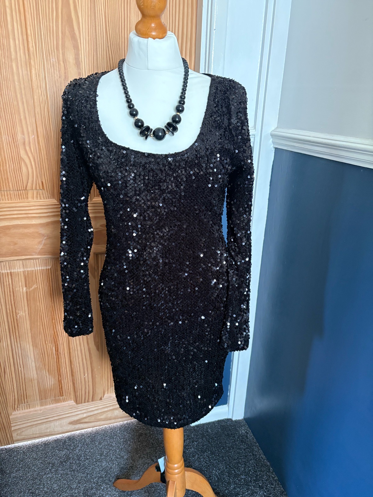 boohoo ladies sequin dress size 10 NWOT