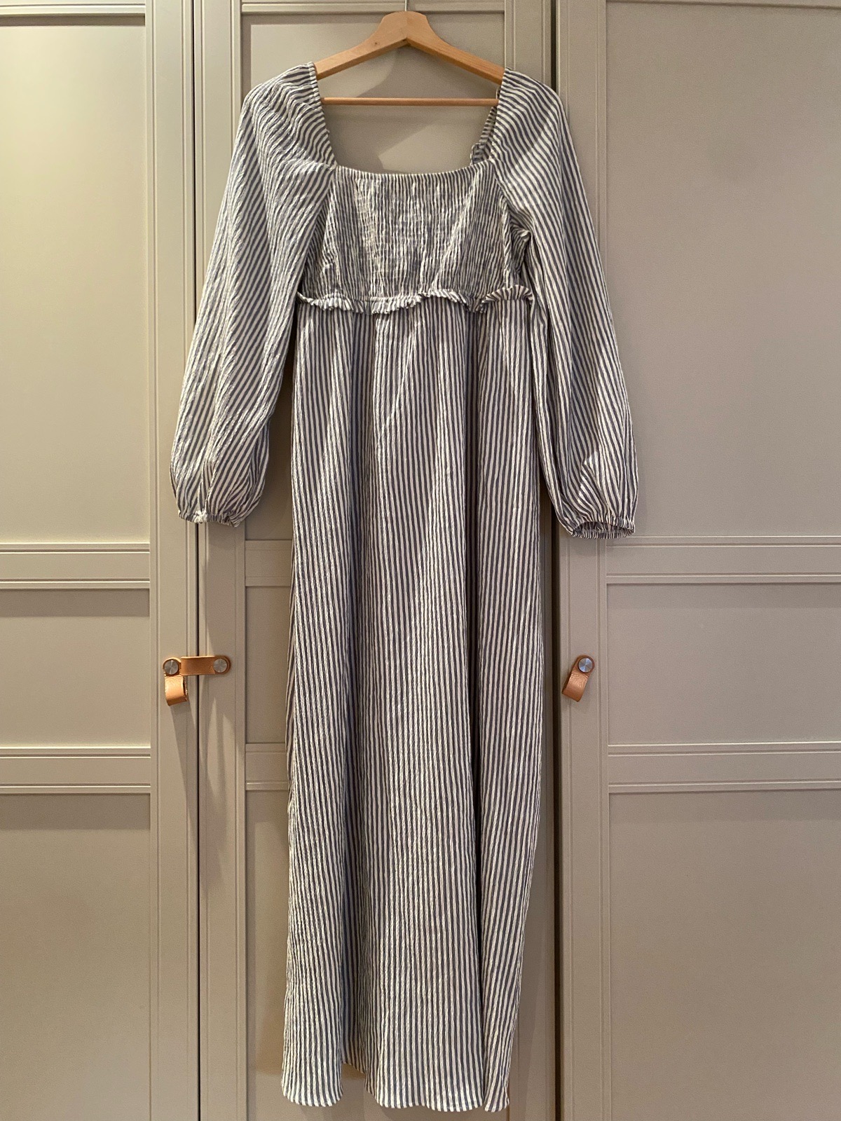 BNWT George Blue & White Striped Seersucker Maxi Dress - Size 12