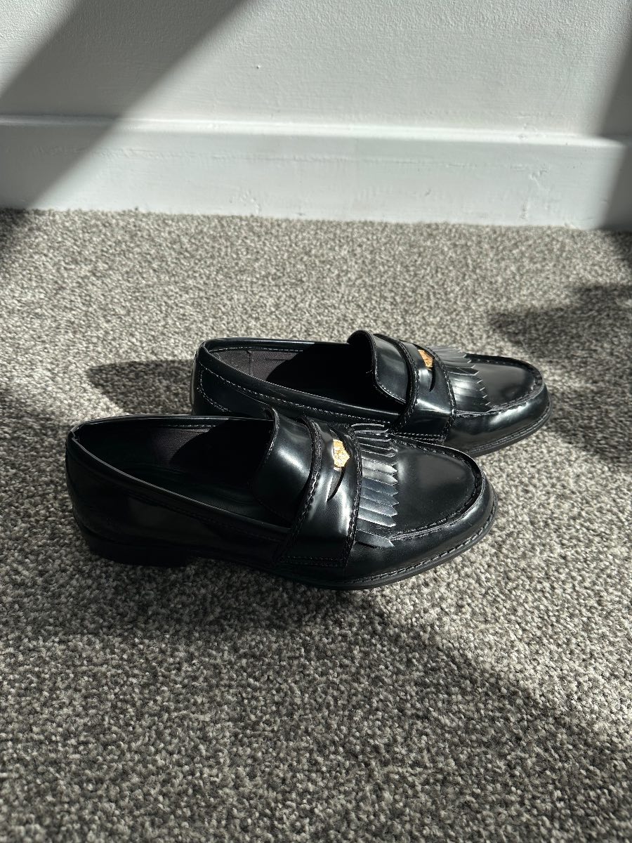 Zara black loafers size 4