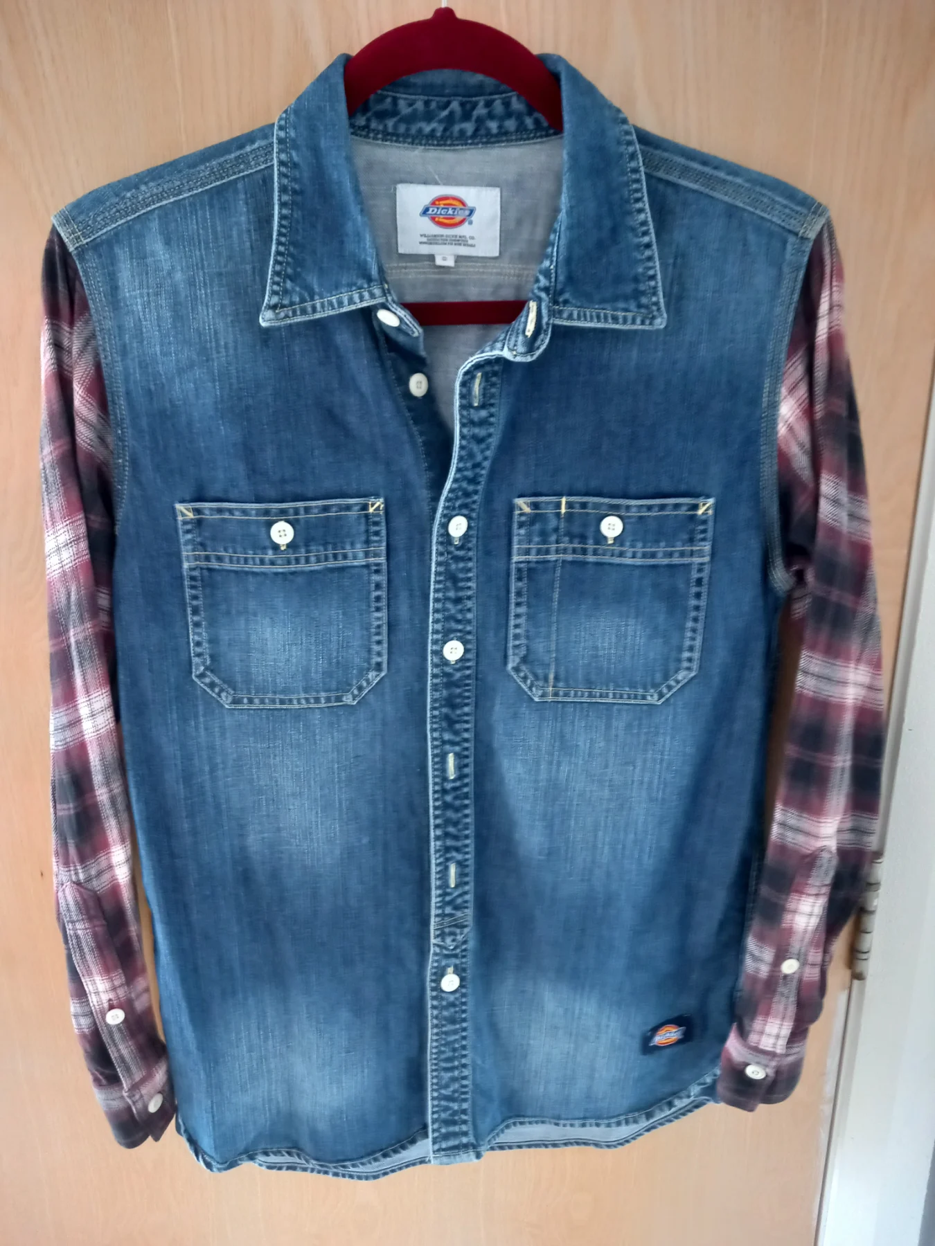 Dickies denim and plaid long sleeve shirt men's small 100% cotton button up
